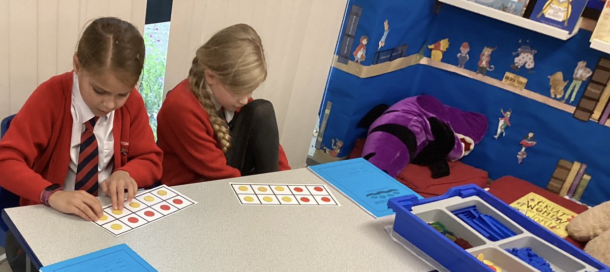 BollinPrim2G's tweet photo. Knowing our number bonds to 10 is so important. We finished the lesson by playing Hit the Button to improve our recall. https://t.co/pwAo08RbaF