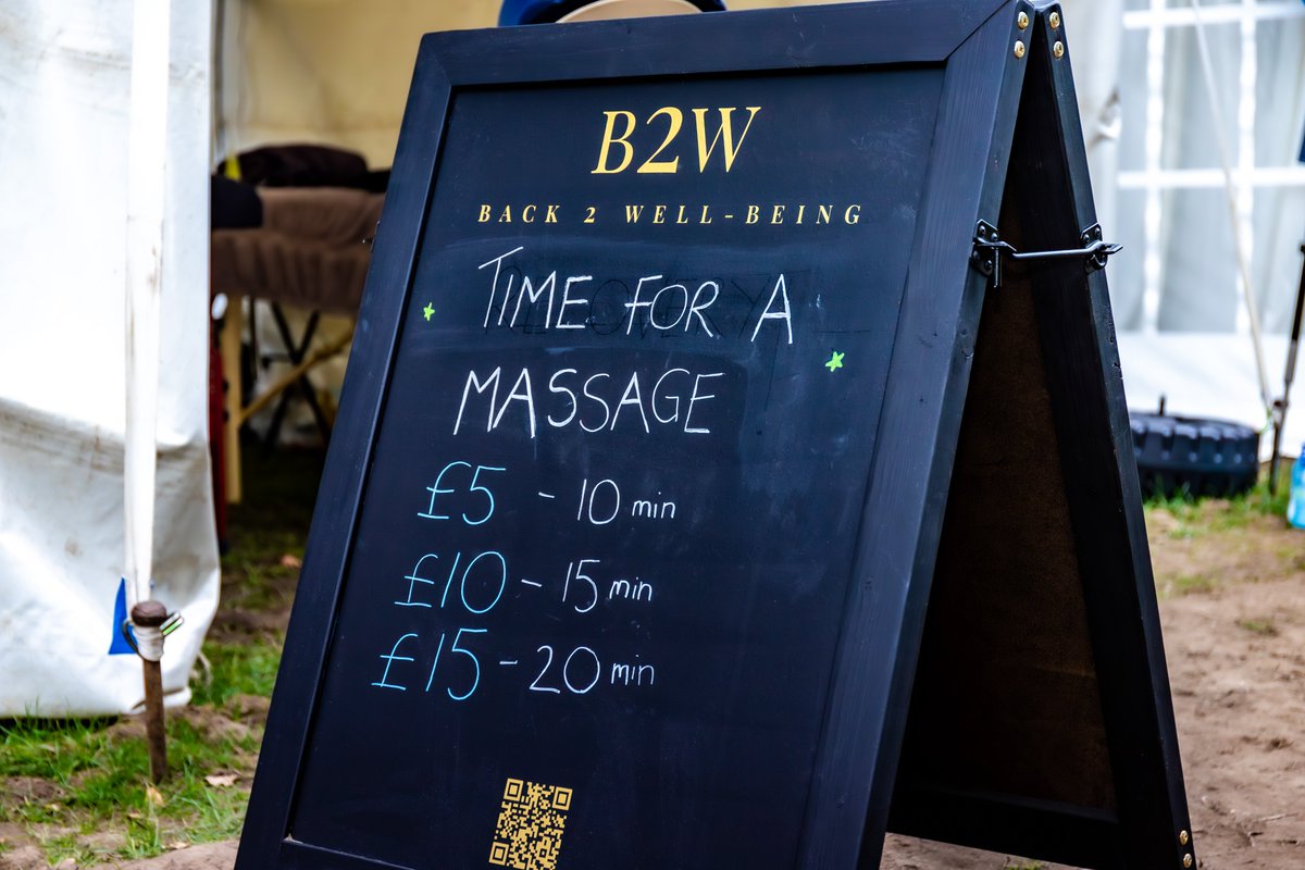 EalingHalf's tweet photo. Thank you to our official #Rehabilitation Partner for 2023, Back 2 Well-Being Ltd π
It was great to see so many #runners taking up your #osteopathy, massages & other treatments - Hope you had a great day in our buzzing race village! π
#ealinghalf #ealingfeeling https://t.co/wV56z1RG7a