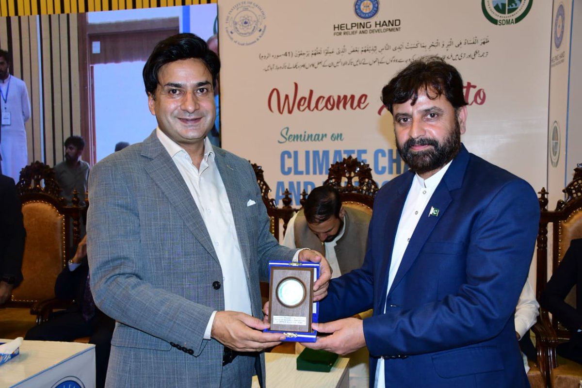 PHFHumanitarian's tweet photo. Helping Hand for Relief and Development (#HHRDPakistan) recently organized an insightful seminar addressing the topic of "#Climate #Change" to commemorate the International Day for #Disaster #Risk #Reduction #Emergencies. https://t.co/c4fZ309pGY