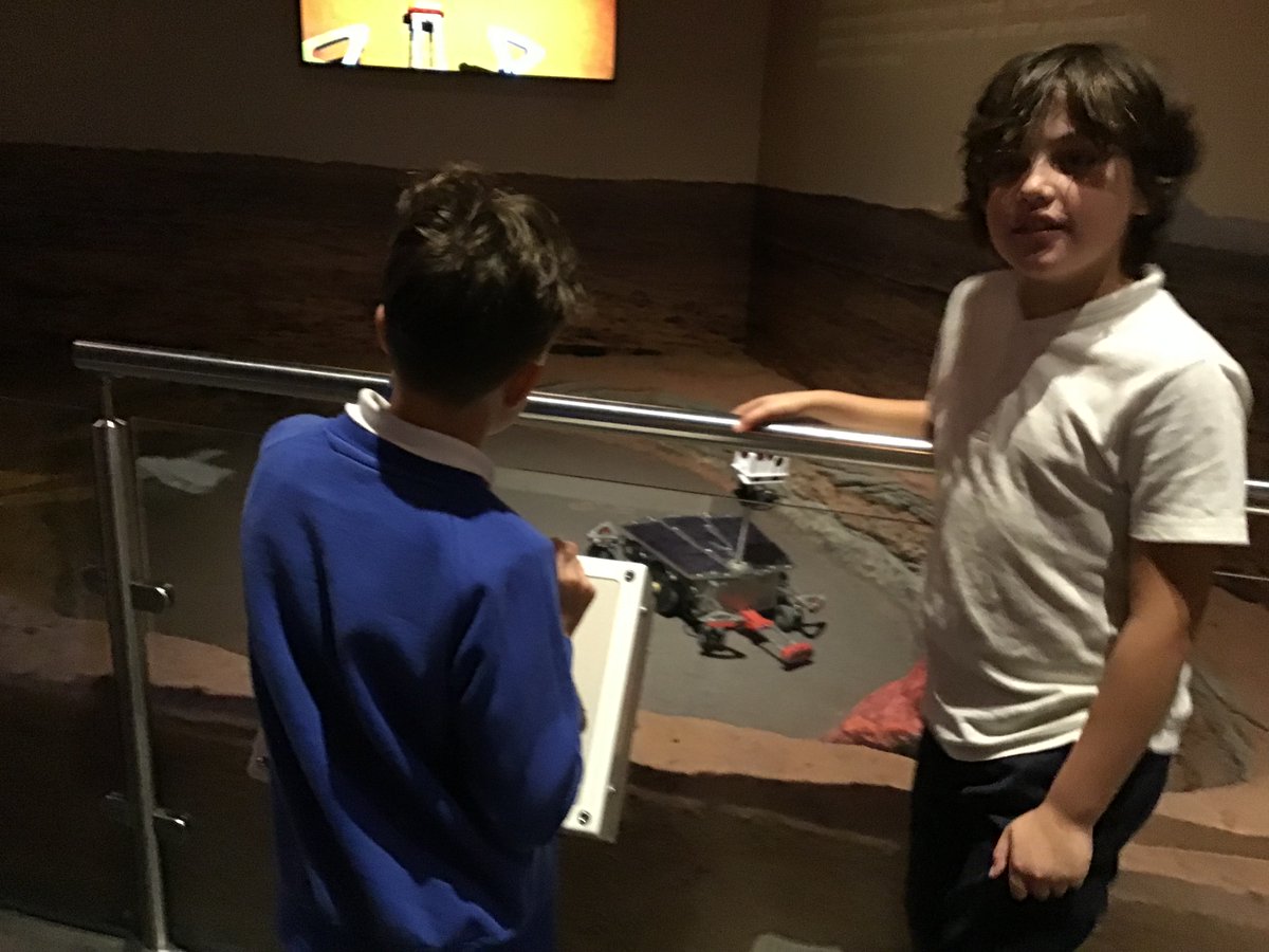 What a brilliant time class 4 had at the Space Centre.