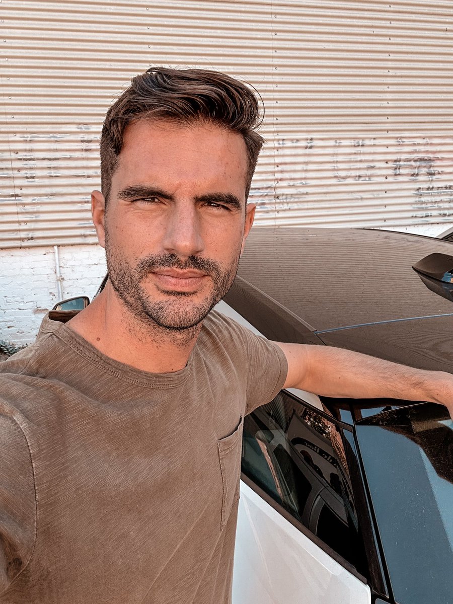 aitorarriaga_b's tweet image. 📚110km més en la ruta per les @EscolesManyanet M’he vist amb l’equip @manyanet_vila Una escola de 0 a 16 anys centrat en el futur de l’alumnat i amb la ciutat que l’acull. Hem parlat de formació acadèmica i creixement personal #josocmanyanet #familiamanyanet #juntsiambesperança