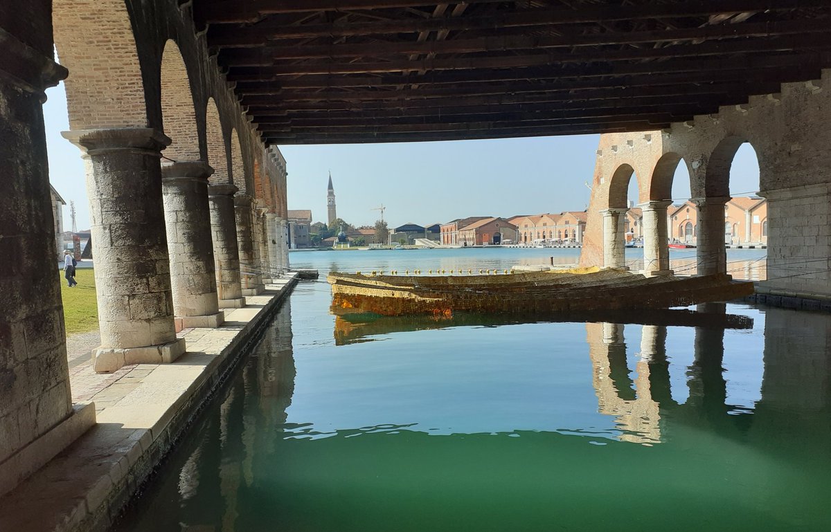tosullivan06's tweet photo. Sunny October in #Venice https://t.co/H2zEAoyIFN