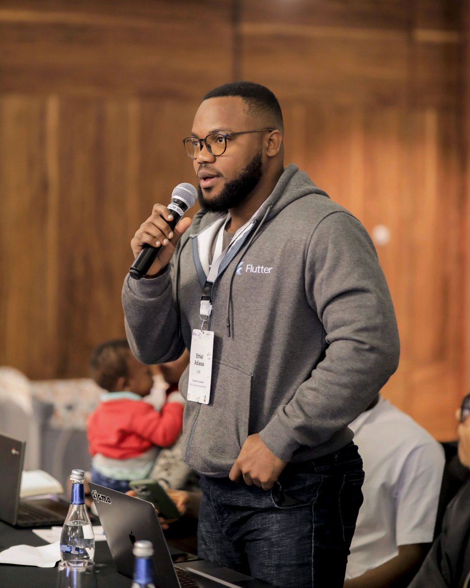 enthusiastDev's tweet image. Got back from an incredible experience at the Google Developers Sub-Saharan Africa Summit in Kigali! 🌍✨ As a Google Developer Expert for Flutter & Dart, it was such a privilege to be part of this event. Meeting with talented minds in the tech community was absolutely amazing🚀