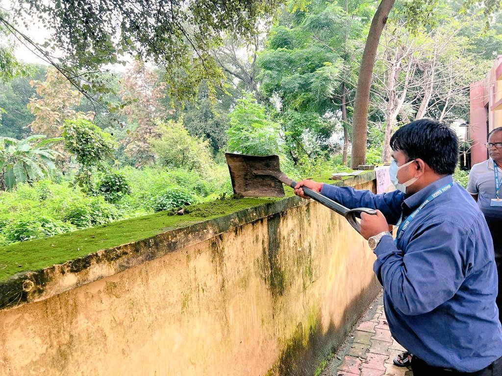 pkalld45u's tweet photo. Proud to be part of the Swachhata Hi Sewa Abhiyan at MRHRU Angara Ranchi! Together, we performed a cleanliness drive, fostering a cleaner, healthier environment. Let's continue to contribute to the #SwachhBharatMission  #SwachhataHiSeva2023 https://t.co/IRapwocgbR