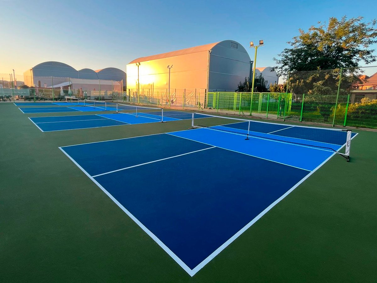 Composan (@composanit) on Twitter photo Seguimos sumando pistas de Pickleball!!!📷📷¿Conocéis ya el nuevo deporte en auge?
Muchas instalaciones deportivas están apostando por este deporte instalando pistas de #pickleball
¿Os animáis?
#pavimentos #resinas
<a href="/RFETenis/">Tenis España</a> <a href="/fedetenismadrid/">Federación de Tenis de Madrid</a> <a href="/fetecal/">Fed. Tenis CyL</a> <a href="/PickleballSpain/">Pickleball Spain</a> Seguimos sumando pistas de Pickleball!!!📷📷¿Conocéis ya el nuevo deporte en auge?
Muchas instalaciones deportivas están apostando por este deporte instalando pistas de #pickleball
¿Os animáis?
#pavimentos #resinas
<a href="/RFETenis/">Tenis España</a> <a href="/fedetenismadrid/">Federación de Tenis de Madrid</a> <a href="/fetecal/">Fed. Tenis CyL</a> <a href="/PickleballSpain/">Pickleball Spain</a>