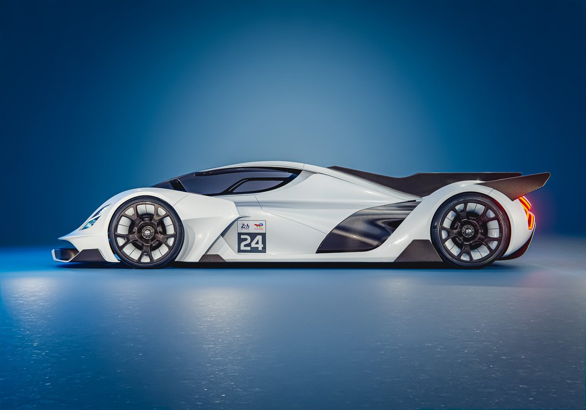 nicolasfastler's tweet photo. El nuevo prototipo eléctrico-hidrógeno de #MissionH24 🌱, presentado este 11 de octubre durante una conferencia de prensa en las instalaciones de @lequipe.

#ACO #H24Project #Hydrogen #Performance

📸 @MissionH24 https://t.co/FkUE0tAttk