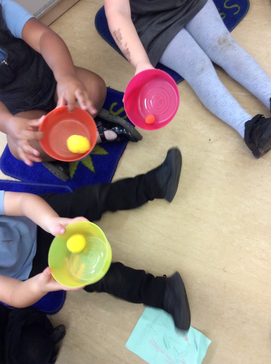 meadowvieweyfs's tweet photo. We have been learning all about the number 1 in F1. We have been showing number 1 on our fingers, counting 1 from a larger group and subitising on the 5s frame. Well done F1! #jmatschools https://t.co/r5VpHXJf9z