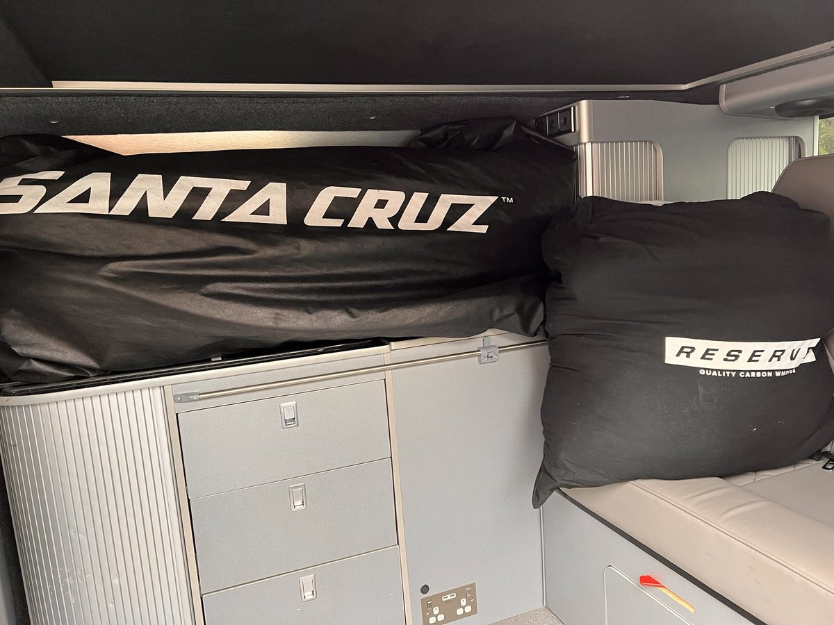 ajselwood's tweet photo. Beat bedding bags for the van you say….think I have it covered.
BikePark Wales tomorrow with @GaryEbeling and a night at a lovely campsite in the Brecon Beacons beckons…see what I did there?
#absolutemtb #mtbchat #vanlife https://t.co/OAtzl5SJZL
