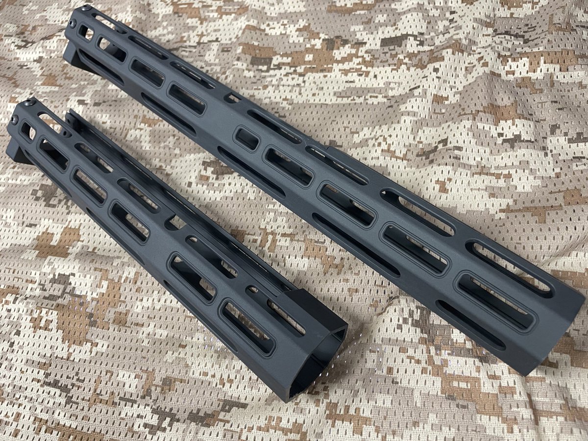 Bright0926's tweet photo. マルイさんのSAIGA-12K用M-LOKハンドガードです😆✨

サイガをお持ちの方にはオススメのハンドガードです😍

ショートとロングの2サイズございます🙋‍♂️

是非チェックしてみてくださいねー👍

https://t.co/FTaU6sXe4v https://t.co/ntCsmP2D27