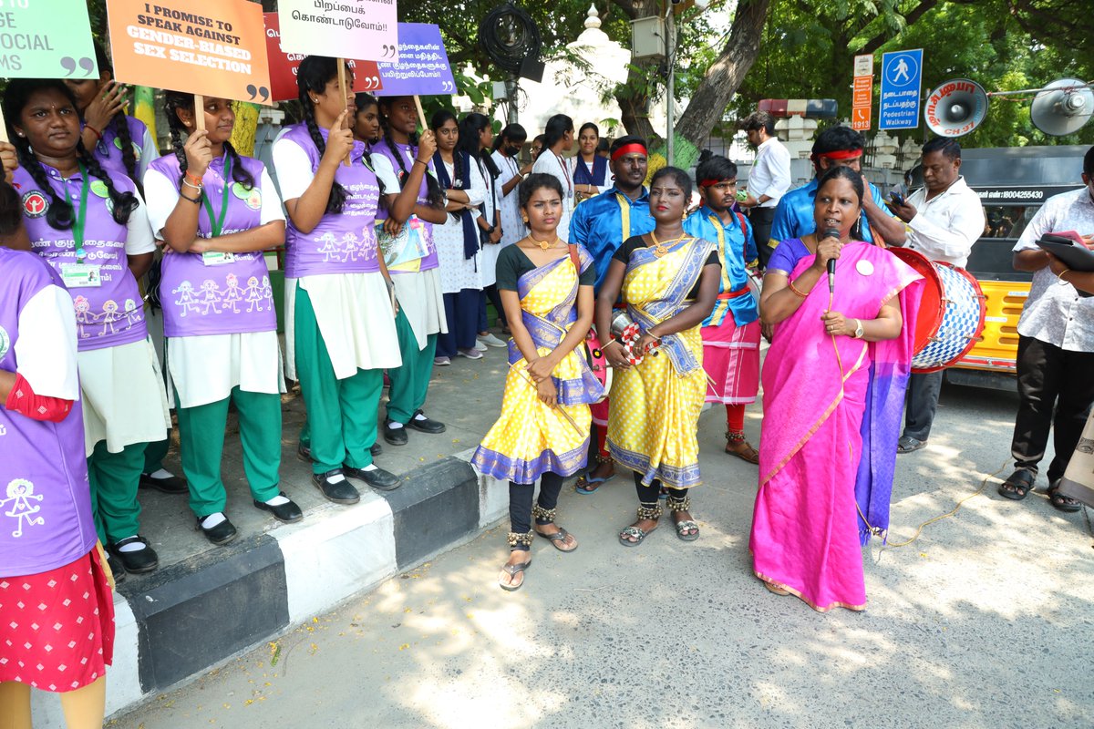 Girls_Count's tweet photo. The International Girl Child Day was commemorated in 5 different locations in Chennai today. Led by Tamil Nadu State Commission for Women, the event was jointly organized by Centre for Child Rights and Development (CCRD) and Thozhamai, supported by the Girls Count Coalition. https://t.co/sZ4tjLweKT