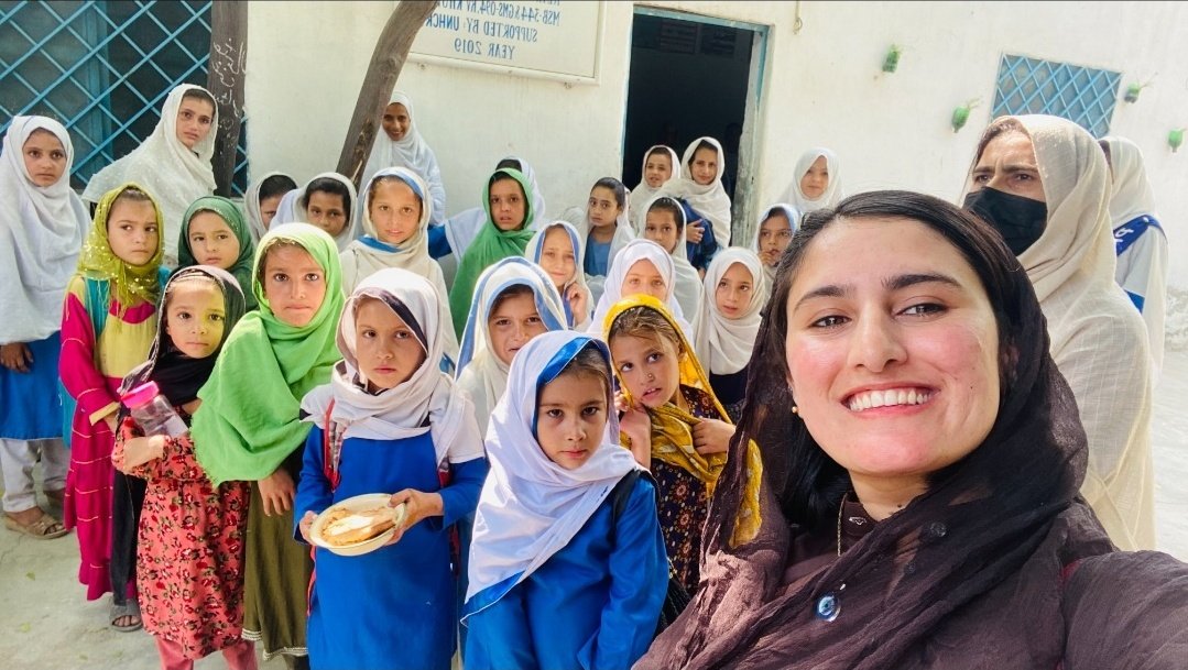 Every girl should have the right to get an education, but Afghan girls are deprived of this basic right. The education of Afghan girls has also been put at risk in Pakistan by the latest news of deportation.

#LetAfghanGirlLearn 
#internationalgirlsday