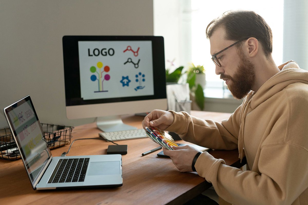 🎨 Dive into the world of #LogoDesign with D1GIT! Explore our extensive  guide on crafting logos that resonate, communicate, and endure in the  digital landscape. Let’s sculpt your brand’s visual identity together!  🚀 d1g.it/crafting-ident… #Branding #D1GIT