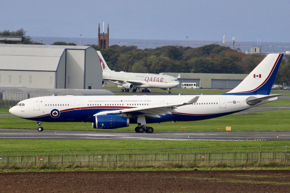 frantic_gold's tweet photo. Quick #avgeek pit stop at The Smithy lay-by near  Prestwick airport proved fruitful today 😃

 #CFC3233 🇨🇦CanForce #CC330 Husky dep to Shannon
#CLX37B 🇱🇺Cargolux #B744 arriving from Luxembourg 
#CARTEL 🇬🇧Royal Navy #Wildcat formation darting in 
&amp; a 🇶🇦Qatar #A340 just lurking😉 https://t.co/xLcykiXD3P