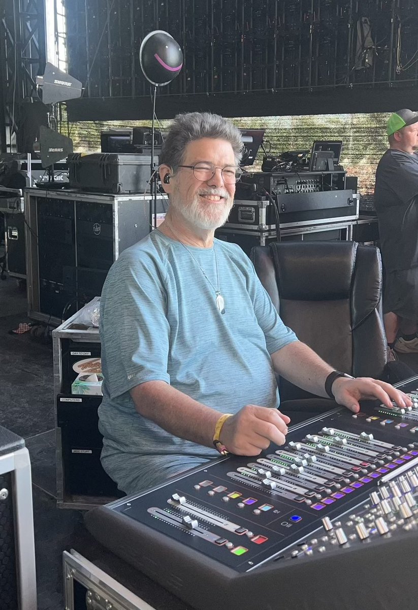 Travis Tritt tweet media