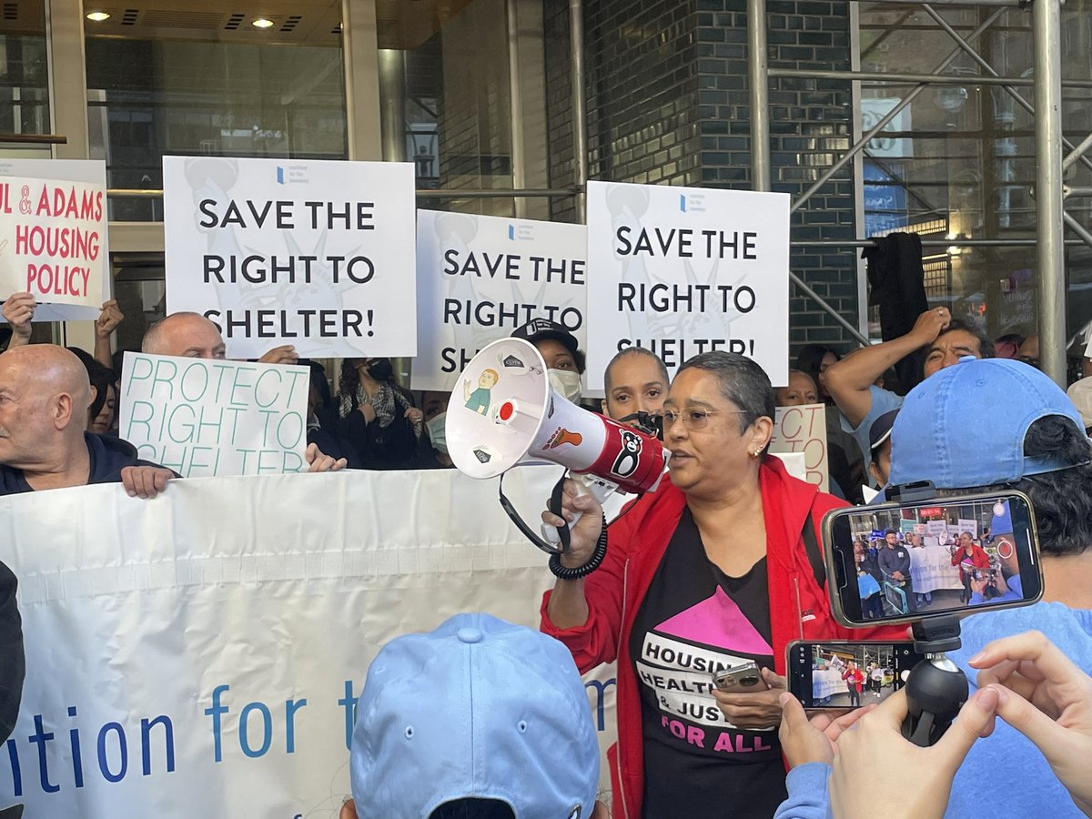 Our NYC Organizer Valerie Reyes-Jimenez: Right to shelter sets New York City apart. We can’t let <a href="/NYCMayor/">Mayor Zohran Kwame Mamdani</a> and <a href="/GovKathyHochul/">Governor Kathy Hochul</a> scapegoat recently arrived immigrants. 🗽