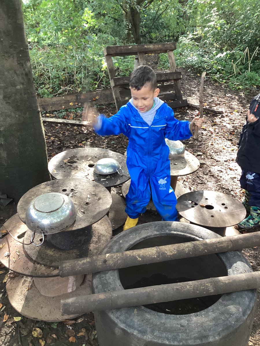 JORPS_1's tweet photo. What another wonderful morning at Forest School! We have created our very own #JOREYFS woodland band and hammered twigs into pumpkins to create hedgehogs.#outdoorlearning #ForestSchoolFun https://t.co/tPJCkEoD4k