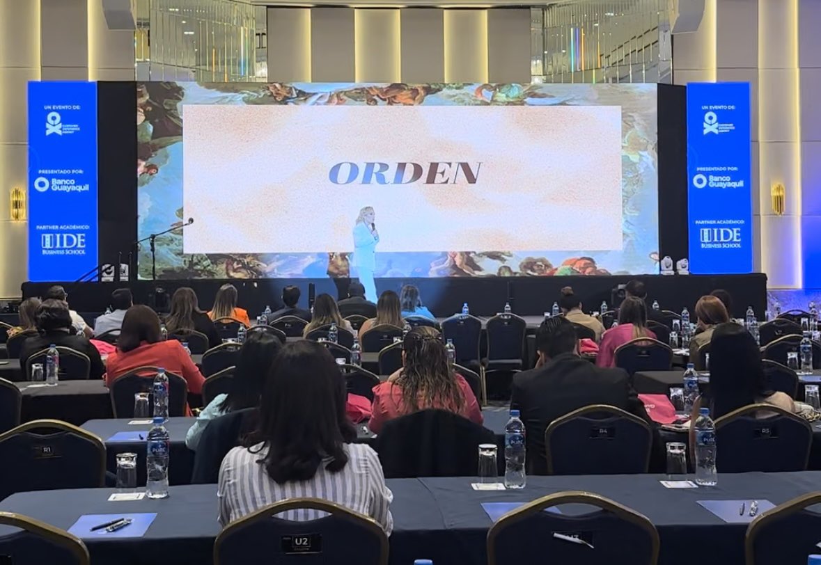 dsaavedram's tweet photo. Participé en el #Excongress donde hubo interesantes intervenciones de profesionales en temas de comunicación interna.
@soycristinamart dio la charla de “Estrategia 360: la comunicación interna como clave del éxito”. 🗣️
Excelentes espacios para networking y crecimiento.🤝 https://t.co/pt27TCYshq