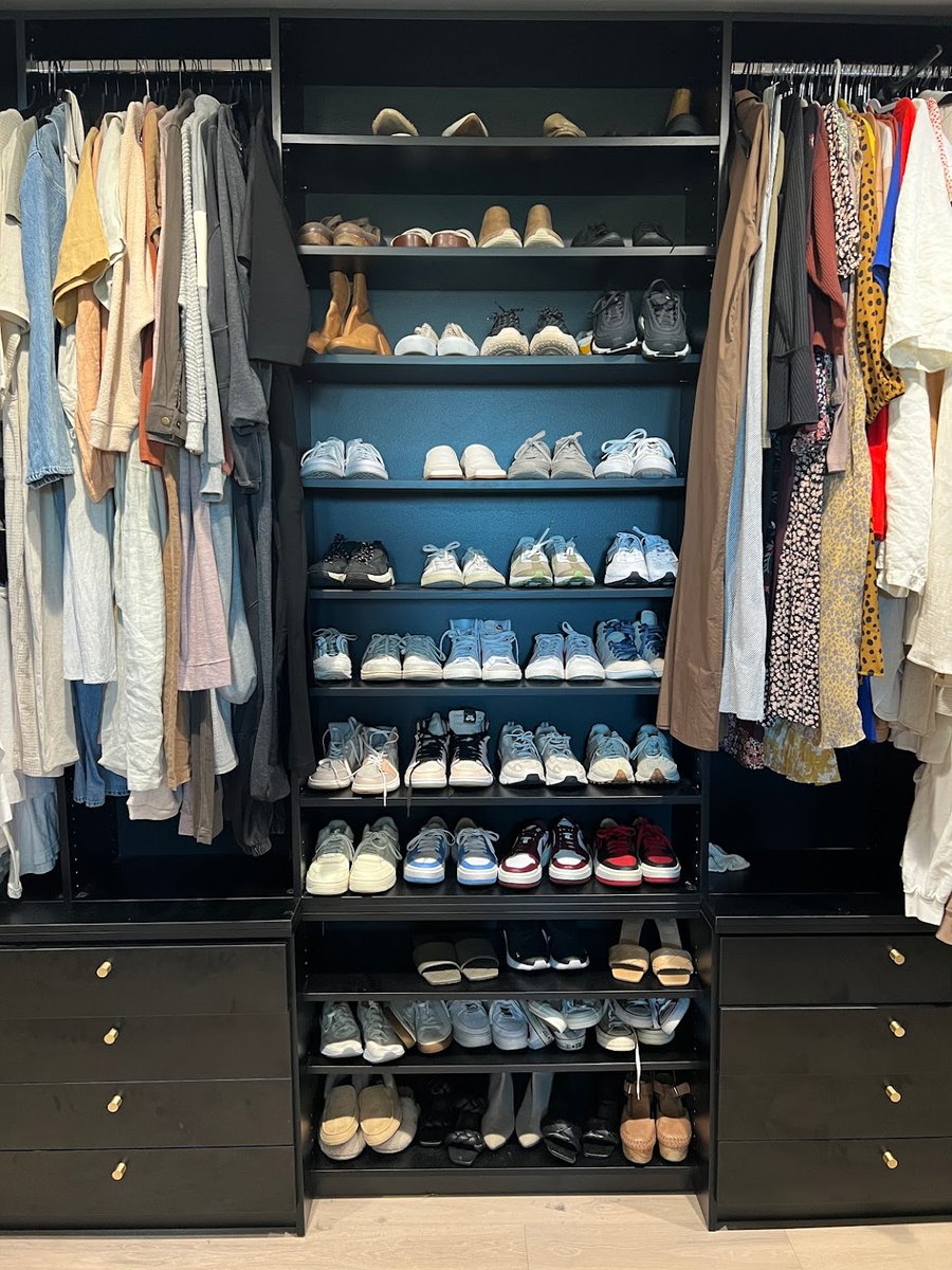 ClosetsByDesign's tweet image. Whether it&apos;s layer upon layer of shoe shelves or long hanging areas for jackets and dresses, Closets by Design can bring your storage vision to life.

Call 1-800-By-Design to get started with a free consultation.

#ClosetsbyDesign #HomeOrganizers #ClosetStorage #CustomCloset