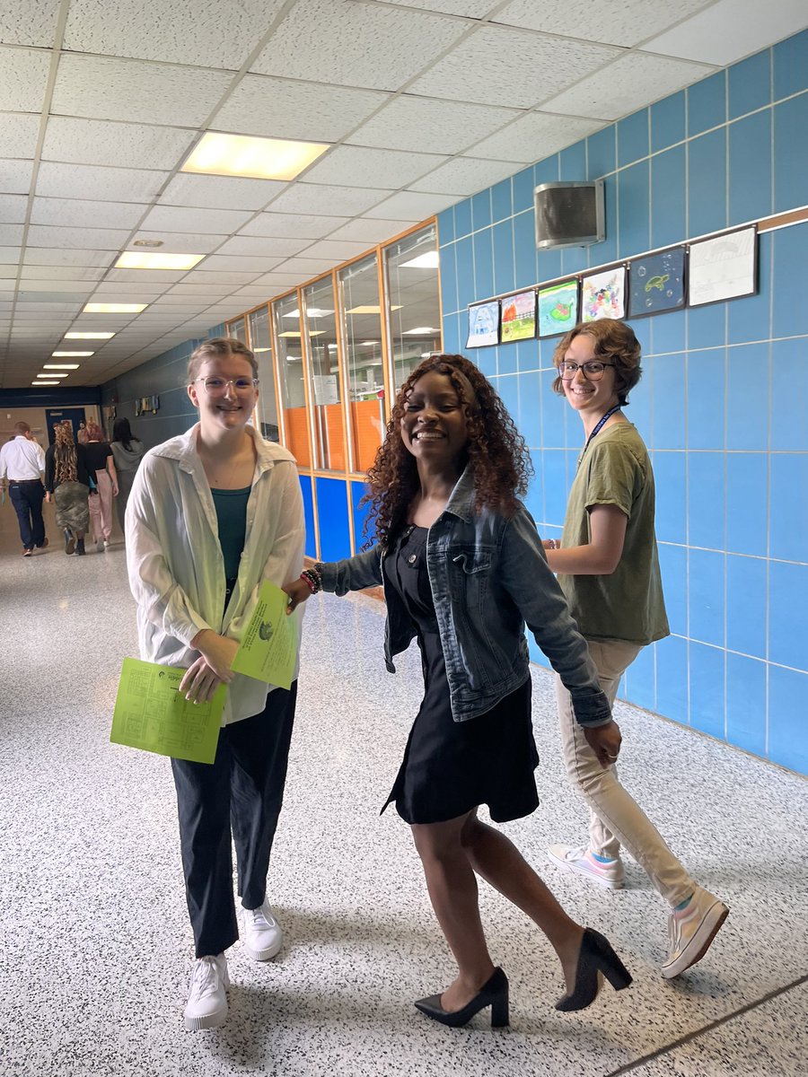 GR VTFT learned so much from the teachers and administrators at <a href="/plazamiddle/">Plaza Middle</a> ! We loved the learning “ambiance.” Bonus: We met a former Kellam VTFT! <a href="/GRHS_Stallions/">Green Run Stallions</a> <a href="/grcollegiate/">Green Run Collegiate</a>