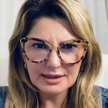 choquei's tweet photo. 🚨AGORA: Antonia Fontenelle perde último recurso contra Felipe Neto no STF, é condenada por injúria e deixa de ser ré primária. https://t.co/jGd4mtEdjQ