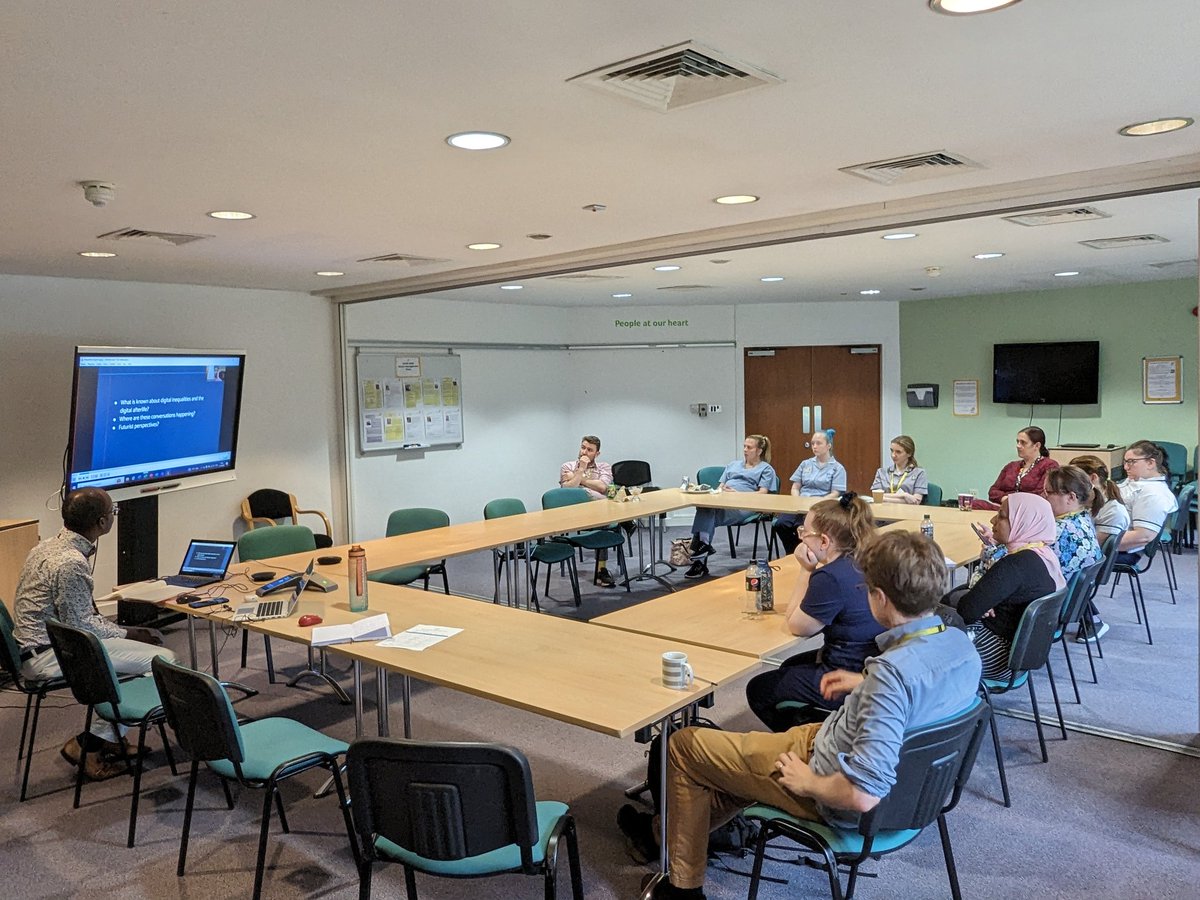 Excellent journal club session today led by @amaranwosu accompanied by guest speakers @ProfMarkTaubert and Christian Goodwin. Great discussion with multidisciplinary healthcare professionals talking about #DigitalLegacy in relation to #NewTechnologies and #Inequalities.  
#hapc