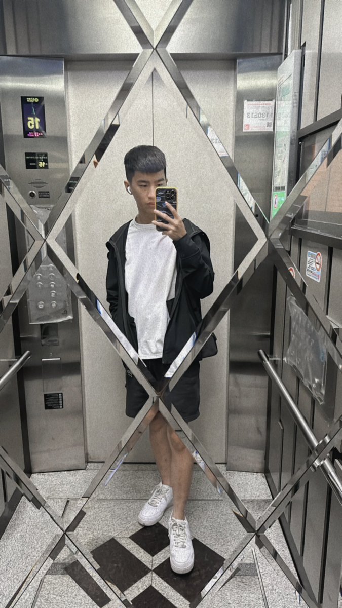 高雄有人嗎

刷個存在感一下🤣🤣