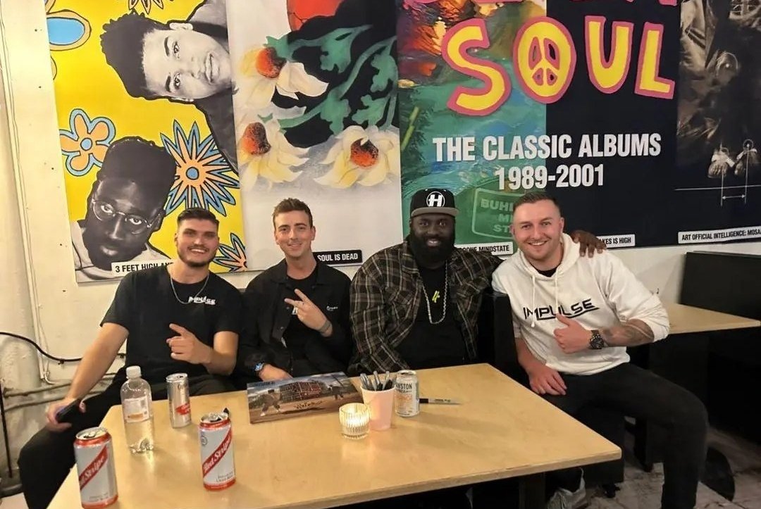 Big up to everyone that passed through Rough Trade East last night for the album signing and live performance. Was amazing meeting so many of you and hearing your thoughts on the album - over 150 people on a Tuesday night! 🙏🏼💿