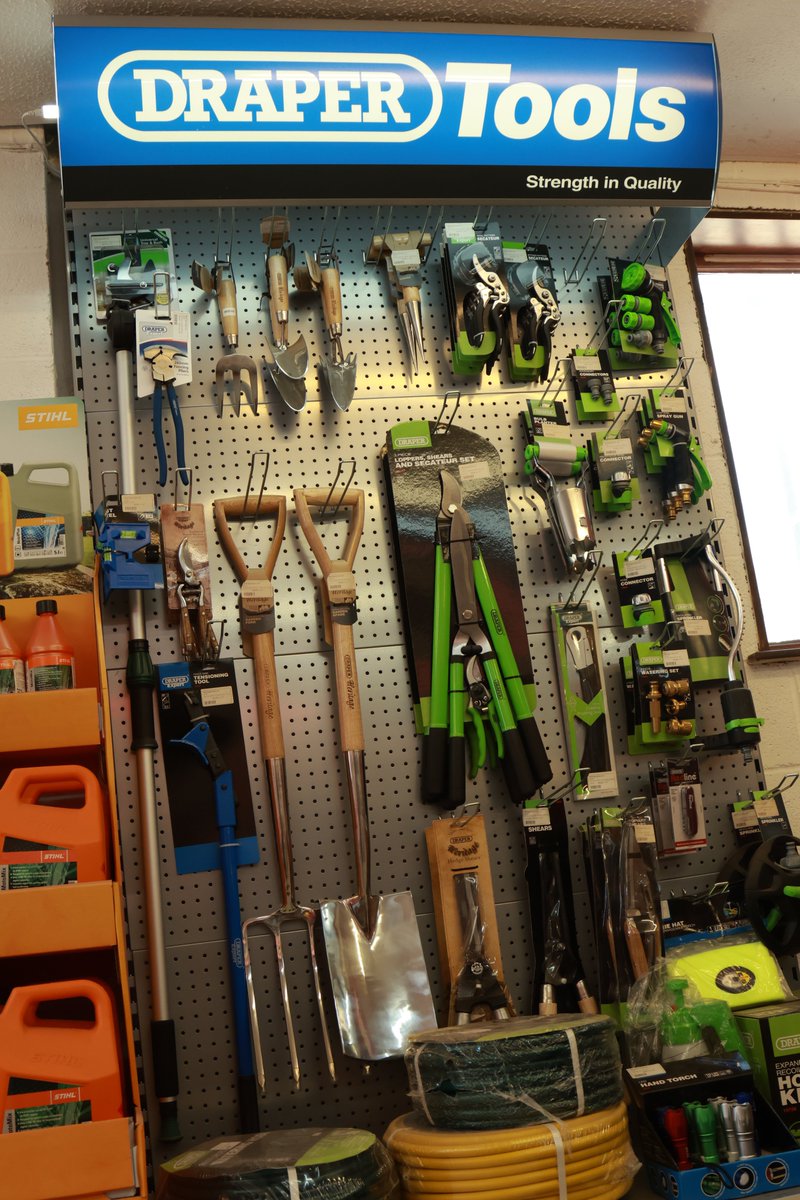 mkmagri's tweet photo. If we had a £1 for every time someone says "I didn't know you did that" - we would be rich... so next tie you are passing drop in and see some of the 'stuff' we have to help. #Oil #2Stroke #4Stroke chainsaw repair kits. Garden tools.. #Aspen #MotoMix https://t.co/02bZAAw418