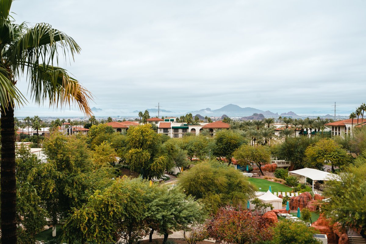 Mountain views from your balcony in every direction. // 📷 @stephaniekellyphoto
