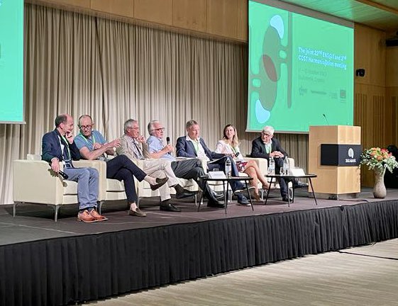 ENSAT_news's tweet photo. Great round table about the history and the evolution of the ENSAT with five of the founders @martin_reincke @PaulStewartProf Xavier Bertagna, Massimo Mannelli, Franco Mantero chaired by @FBeuschlein and @CryRonchi 👏👏👏 #ENSAT2023 https://t.co/R1mrNE268C