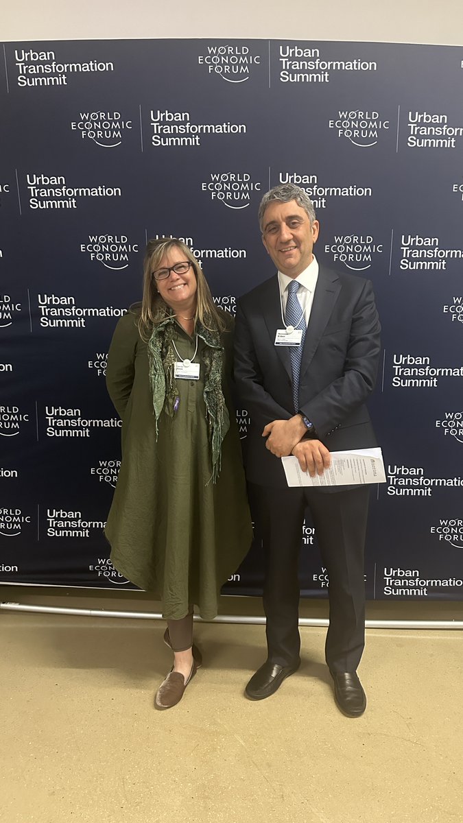 ciccaptains's tweet photo. Connecting visionary leaders at the World Economic Forum's Urban Transformation Summit in Detroit! Our Managing Partner, Carrie Allen is forging new partnerships to drive global change and shape the future of urban innovation. #UrbanTransformationSummit #innovationdistricts https://t.co/Lqf60GyHB2