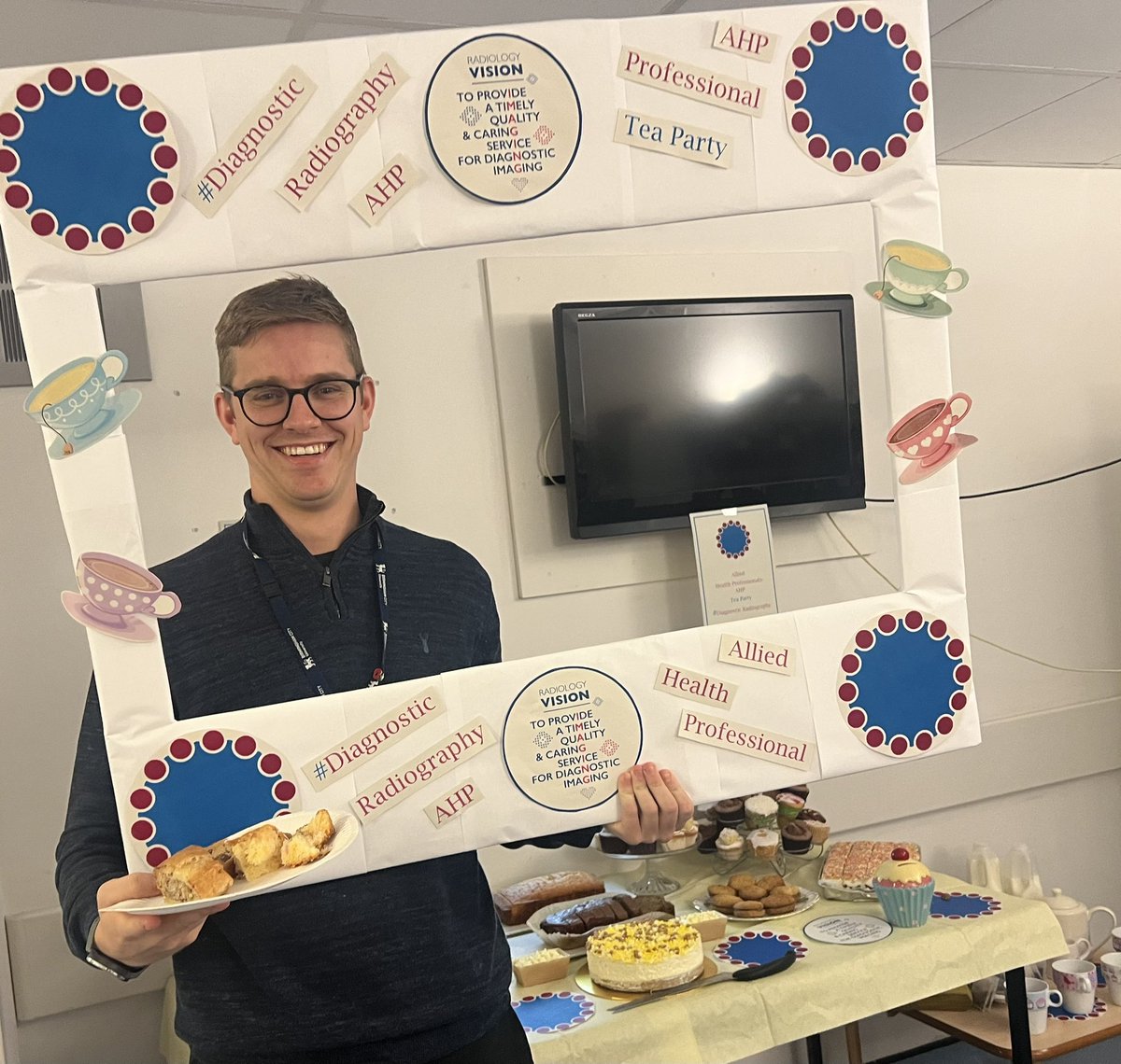 julie clark tweet media