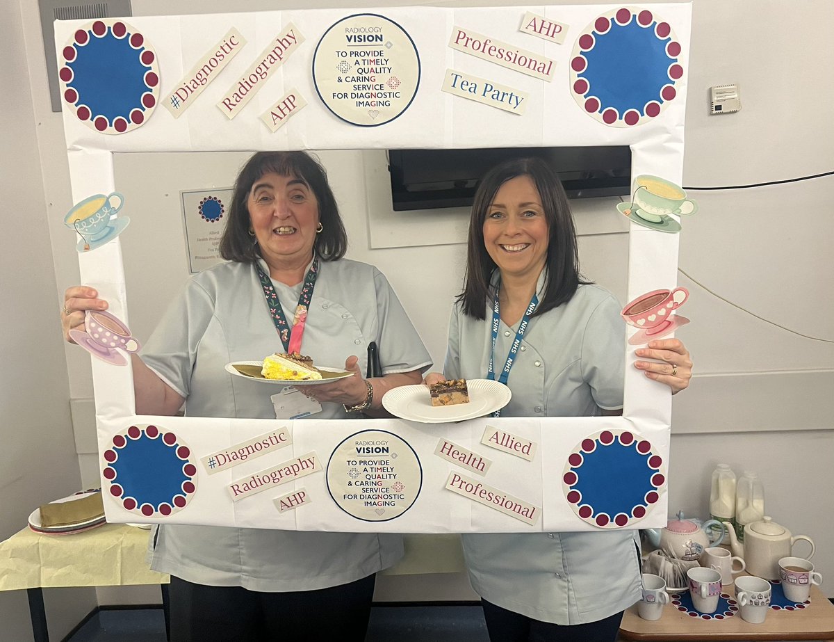 julie clark tweet media