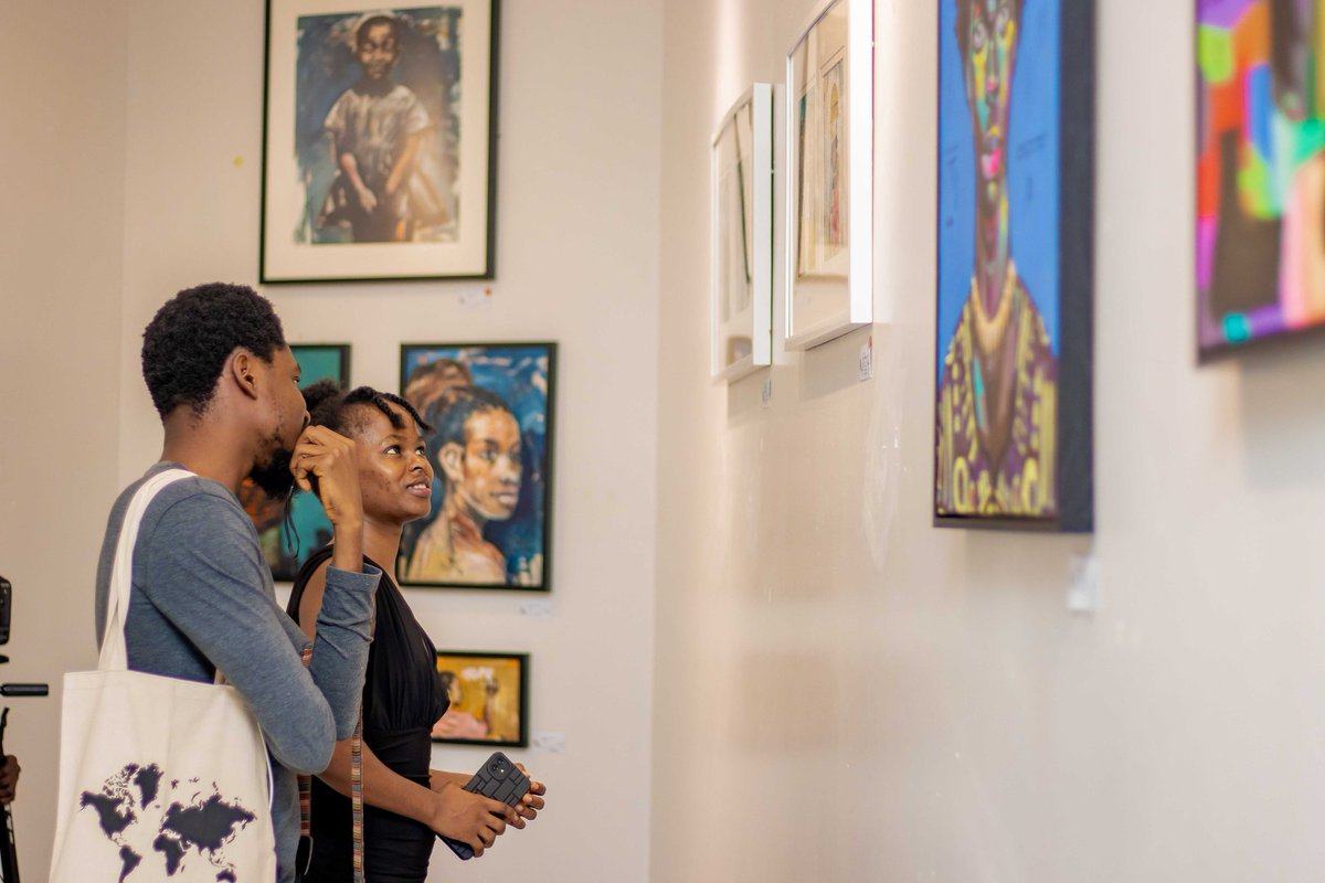 The V in Focus exhibition is coming to a close on October 15th!

For one last time, come admire the incredible works of art on display at Art Hotel Lagos.

#VInFocus #5infocus #ArtHotelLagos #ArtExhibition #ClosingSoon #artinlagos #lagosartscene #wednesdaythought #Wednesdayvibe