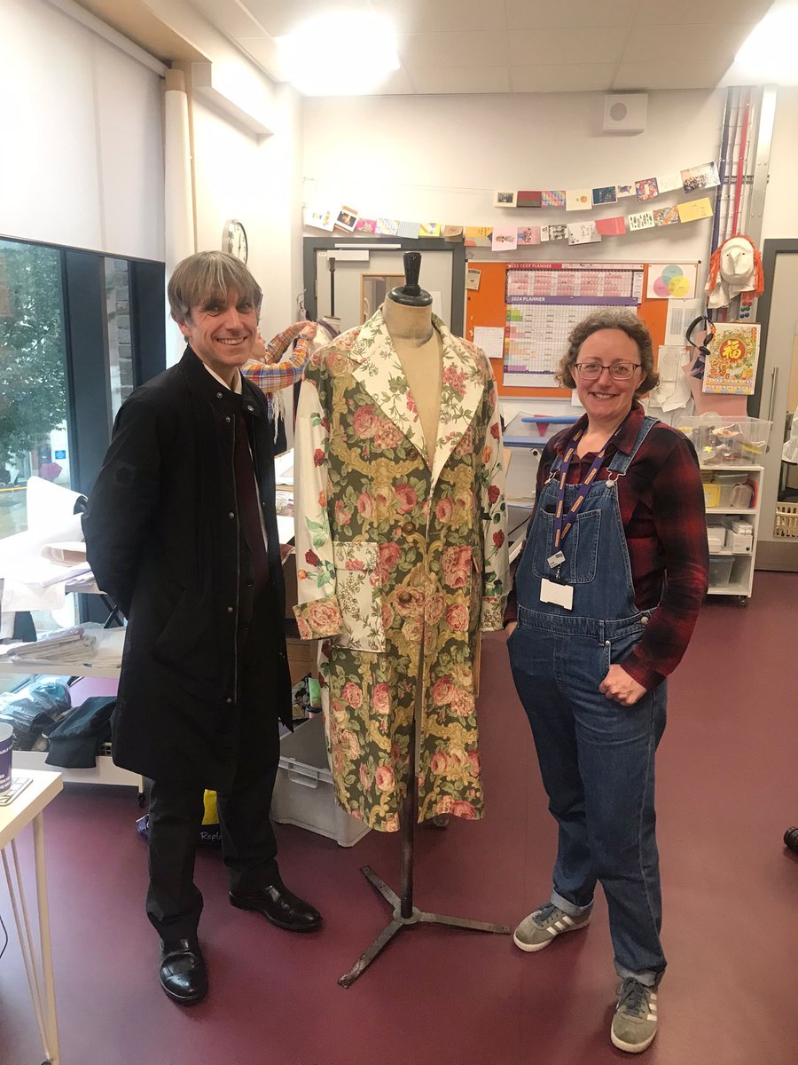 octagontheatre's tweet photo. Our friends over at @Cardwells have collected the jacket blueprint used to create @LesDennis coat from #SpringAndPortWine (Sponsored by @AFGLAW)
Signed by and designed for Les, this coat has become a piece of Octagon history from the audience-favourite show earlier this year! https://t.co/NSHXhkEzcj