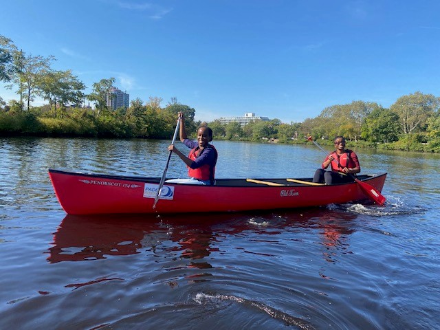 corner_tx's tweet photo. Our team had a fantastic time kayaking on the Charles, where we explored and bonded over our shared commitment to transforming the standard of care for infectious diseases and cancers. If you’d like to join our team, visit the Corner website: https://t.co/VyOKK2FBHj https://t.co/ZNBHzsEZAQ