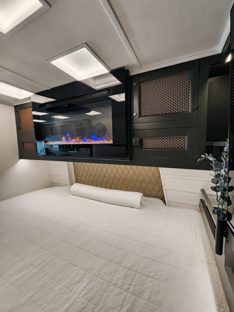 mcnicholsco's tweet photo. McNICHOLS® Designer Mesh is on the move featured in this luxury van by Vanning In Plain Sight. 🚐💨
Want to incorporate this look into your next project? Browse our McNICHOLS® Designer Mesh products today - https://t.co/4JE4AqVSbc
#InteriorDesign #VanLife #VanDesign #RoadTrip https://t.co/Cj9I96GTYP