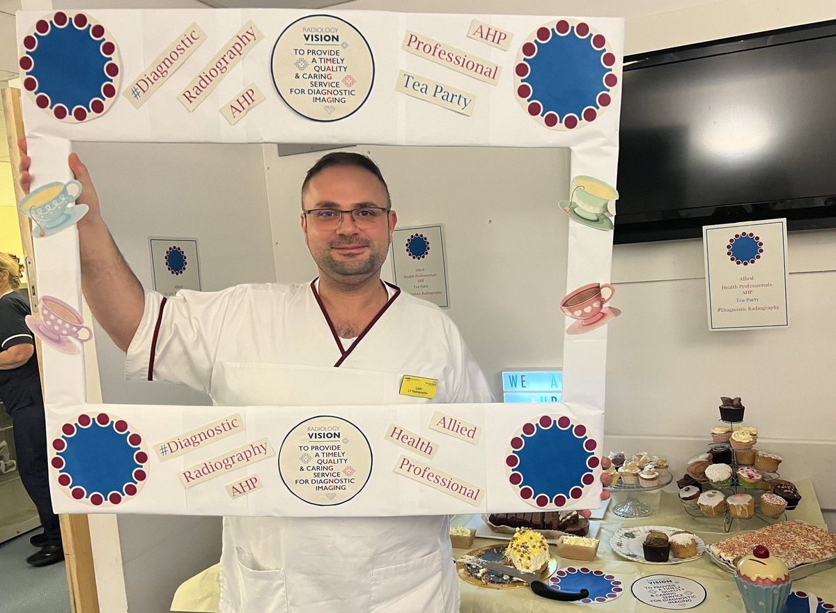 julie clark tweet media