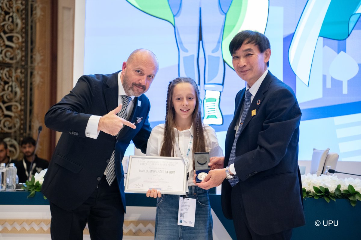 UN_RSF's tweet image. #RoadSafety affects us all including the #Postal industry .

The @UN_RSF is pleased to have partnered with @UPU_UN for the 52nd #ILWC, amplifying #YouthVoices &amp;amp; championing #RoadSafety through letter writing.

Kudos to the winners!

Find out more➡️ roadsafetyfund.un.org/news/upu-annou…