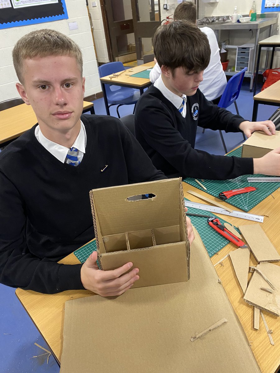AbersychanDT's tweet image. Busy making prototypes this morning in Product Design. #iterativeprocess