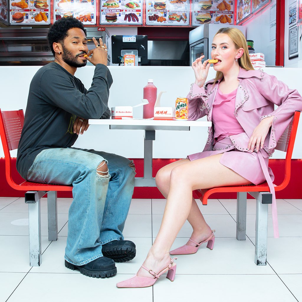ameliadimz's tweet photo. Just wanna be, just wanna be… your date @KAYTRANADA 💕🍗 out Friday. https://t.co/g3G1cF0sgC