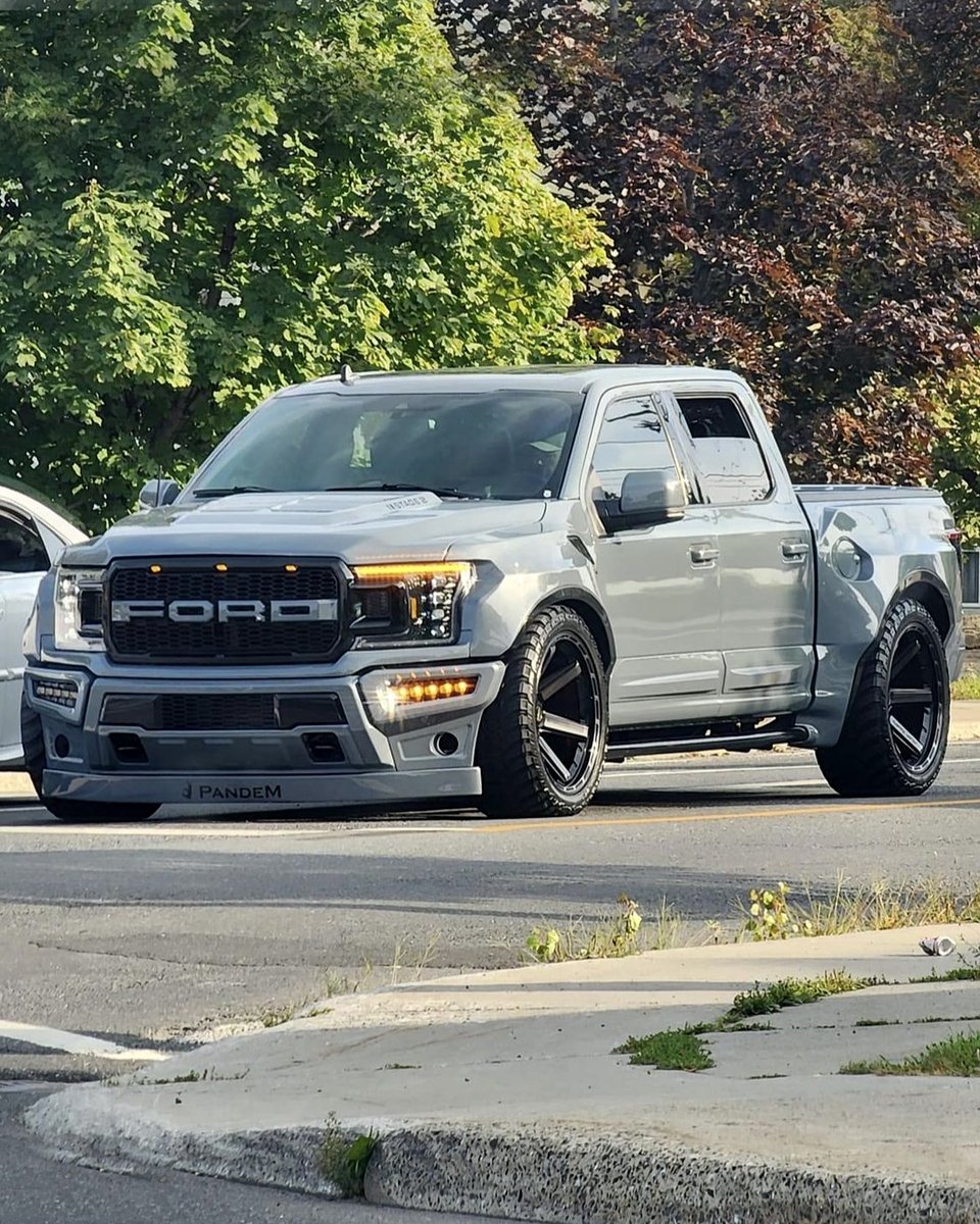 4PlayWheels's tweet photo. wide body F150 on our 4P63's spotted in the WILD…Owner??

#4playwheels #raptorsvt #liftedraptor #fordf150   #f150 #liftedf150 #4p63 #widebody https://t.co/Z6a4V7RWLc