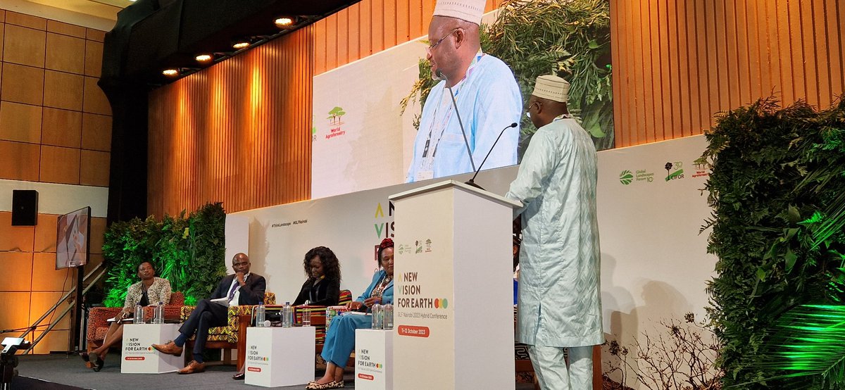 kenaff_farmers's tweet photo. This morning, the KENAFF CEO spoke at the #GLFNairobi 2023 Hybrid Conference: A New Vision for Earth opening plenary, "Transforming food systems and restoring landscapes through African-led solutions." 

#StandWithFarmers @GlobalLF @ILCAfrique https://t.co/LQfs1swPo6