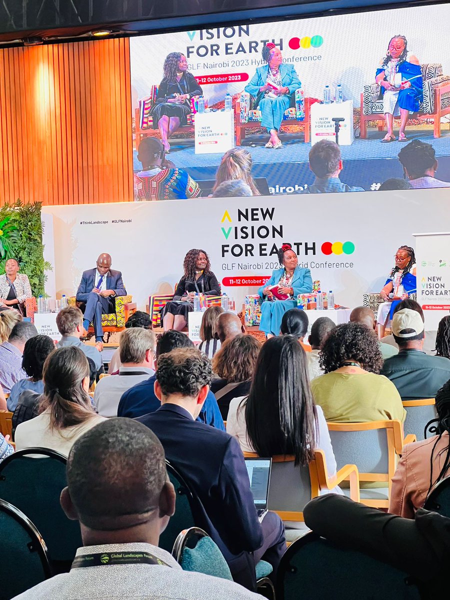 kenaff_farmers's tweet photo. This morning, the KENAFF CEO spoke at the #GLFNairobi 2023 Hybrid Conference: A New Vision for Earth opening plenary, "Transforming food systems and restoring landscapes through African-led solutions." 

#StandWithFarmers @GlobalLF @ILCAfrique https://t.co/LQfs1swPo6