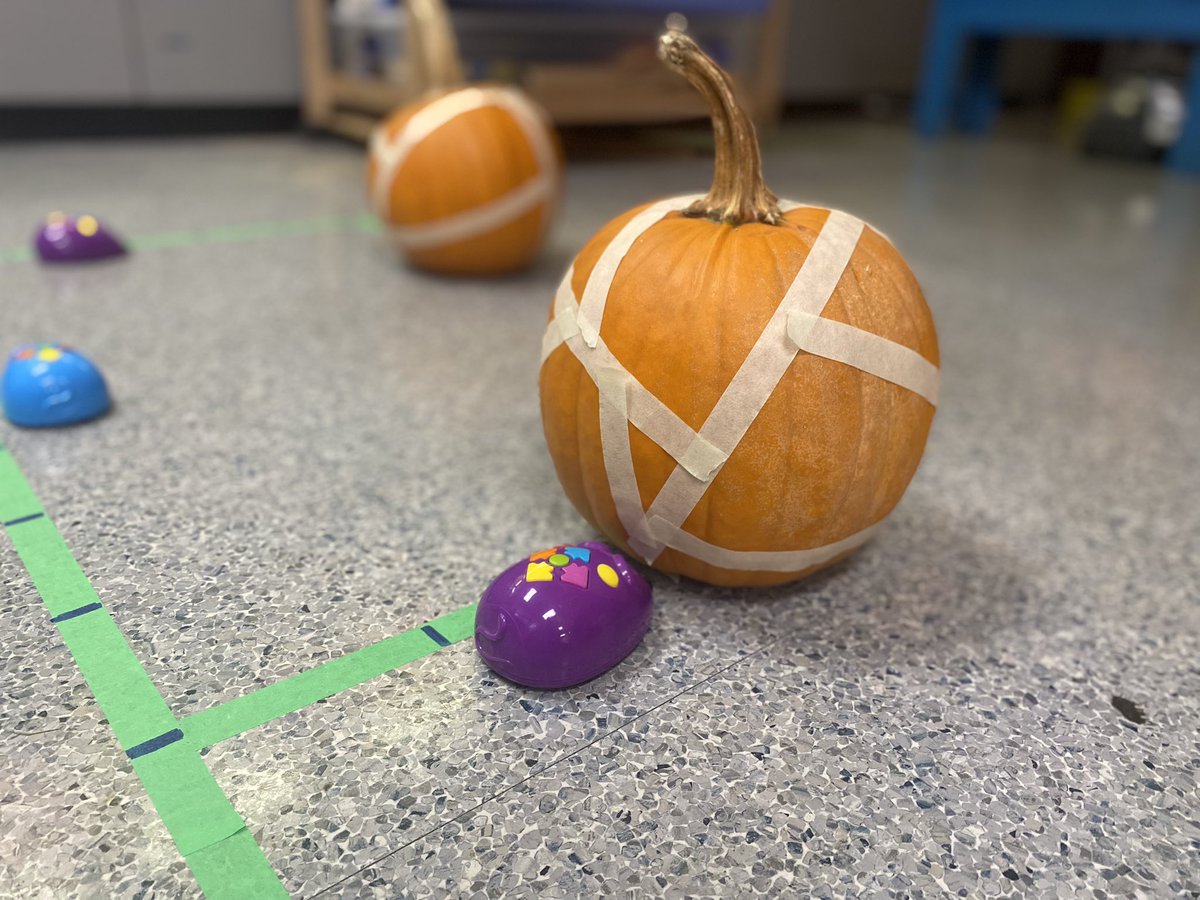 PrincessEGAINS's tweet photo. Welcome to our @LearningHandsOn #MouseBot #pumpkin patch! Can you #code to get the pumpkin you want to #paint later today? @MsRuggaber @MrsMoore119 @WinneyKelly @kathcollins67 @PEPanthers @cmills_gecdsb @Newtonjn13 @gecdsbpro #GECDSBGains @OnSpecEd https://t.co/MrZezObJU0
