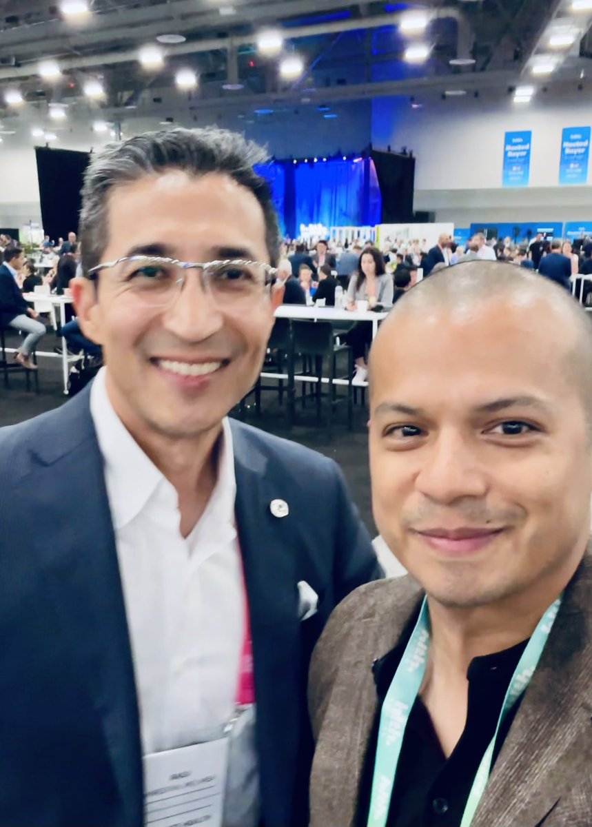 drjhonatanMD's tweet photo. And we wrapped up @HLTHEVENT 2023 | 🇺🇸
Such a great conference reconnecting with friends and colleagues and creating new rich connections so we can change medicine with collaboration and innovation! 

Thank you @AustinChiangMD | @RasuShrestha | @RealDoctorMike | @DrArtunduaga | @HansaBhargavaMD | @drgnayyar | @daniel_kraft | @zajctjasa | @anoizet | @HealthEugene | and many many others for your time, friendship and willingness to work together to develop technology that will revolutionize healthcare! See you all very soon again! 

I’m off to London 🇬🇧 now for @TheEconomist Future of Health 2023. Speaking together with the one and only Dr. G (@drgnayyar) 🙌🏽🙌🏽