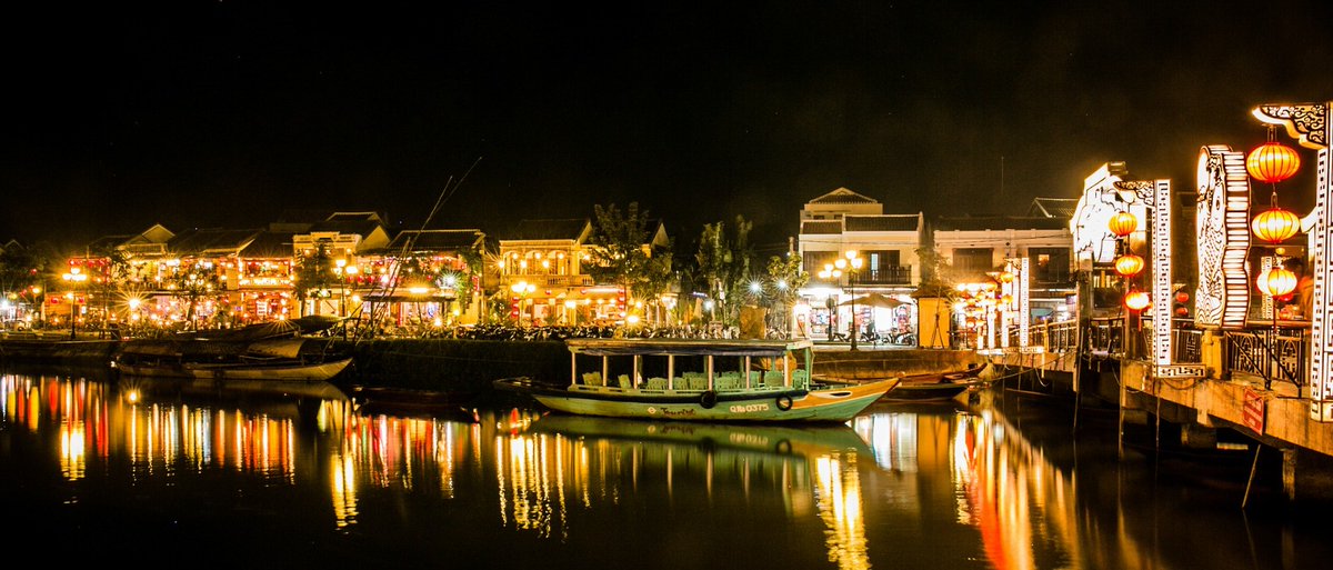 SITATours's tweet photo. Embark on a captivating journey through Vietnam with SITA World Tours! Immerse yourself in the enchanting beauty of Halong Bay, wander the historic streets of Hanoi, and explore the vibrant culture of Hoi An. https://t.co/GxSQlzysIv