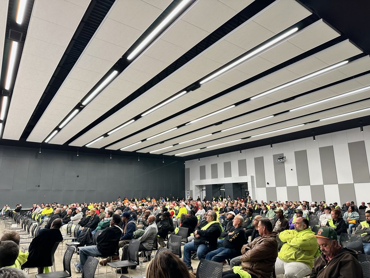 Jimmy_iupat's tweet image. It was great to see so many members in Chicago coming together as one!! We are United #OneUnion #OneFamily #OneFight