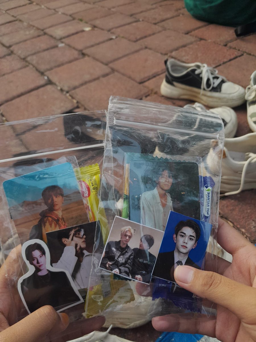 foxxies's tweet photo. happy birthday dan makasii kak @KucingnyaTen10 dapet xuxi dong🥺❤️ https://t.co/sQ9B8joAlC
