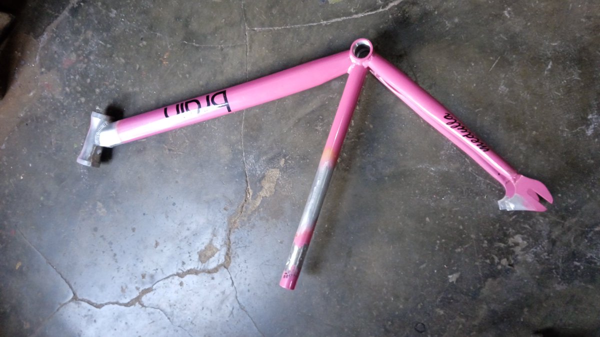 ALPHALABCREW tweet media